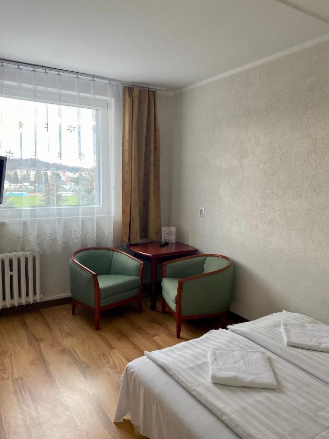 Dom Turysty Sanok Aparthotel Екстериор снимка