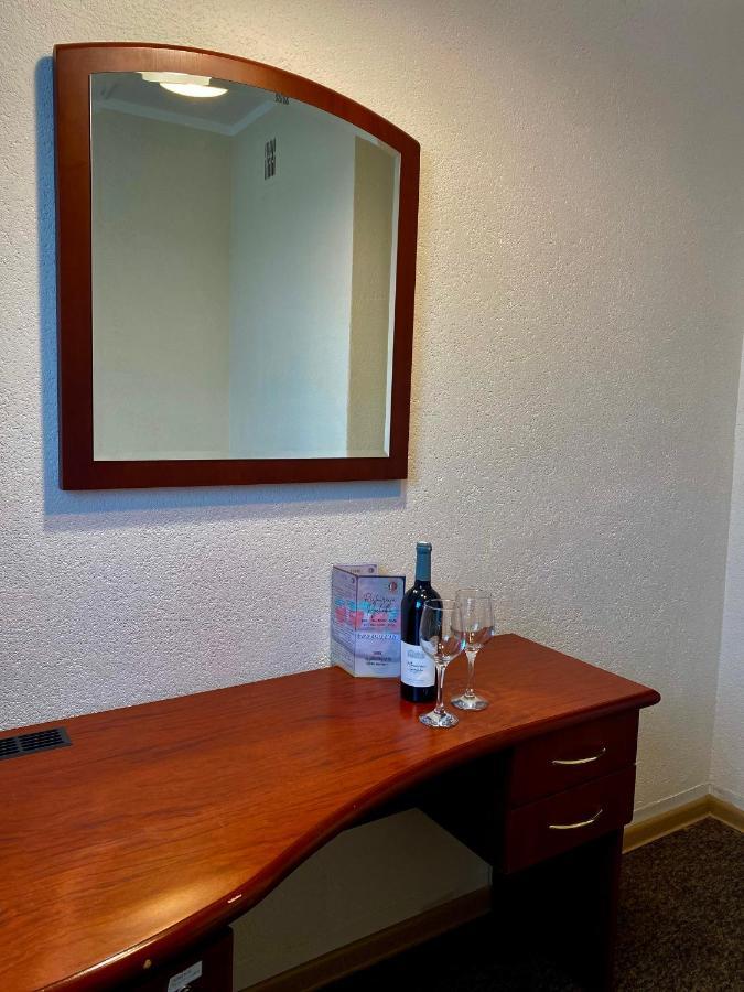 Dom Turysty Sanok Aparthotel Екстериор снимка