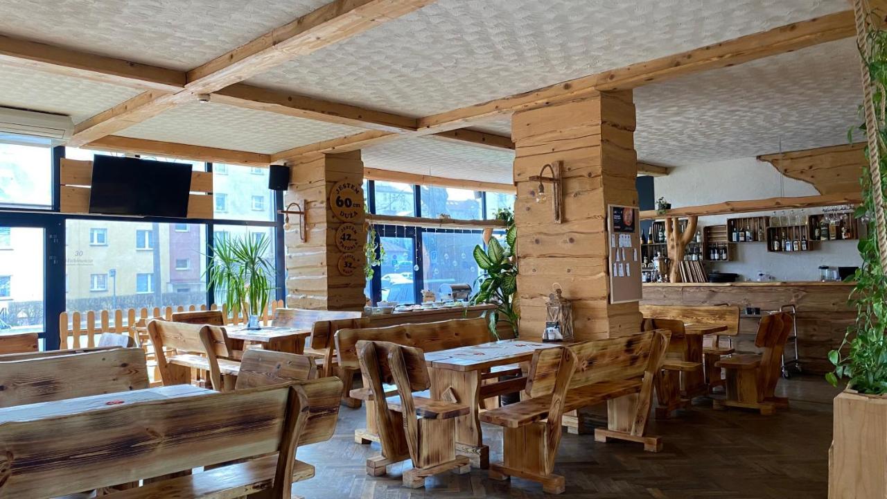 Dom Turysty Sanok Aparthotel Екстериор снимка