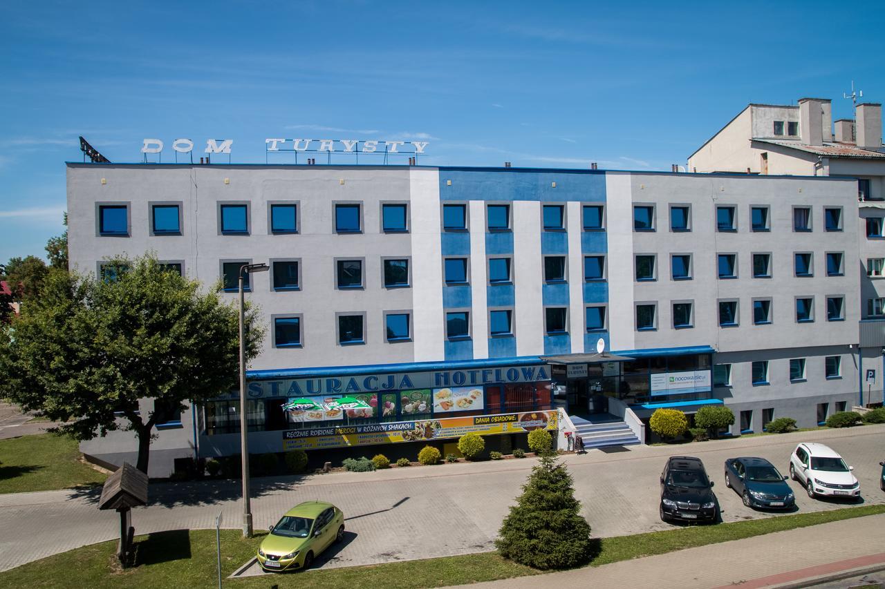 Dom Turysty Sanok Aparthotel Екстериор снимка