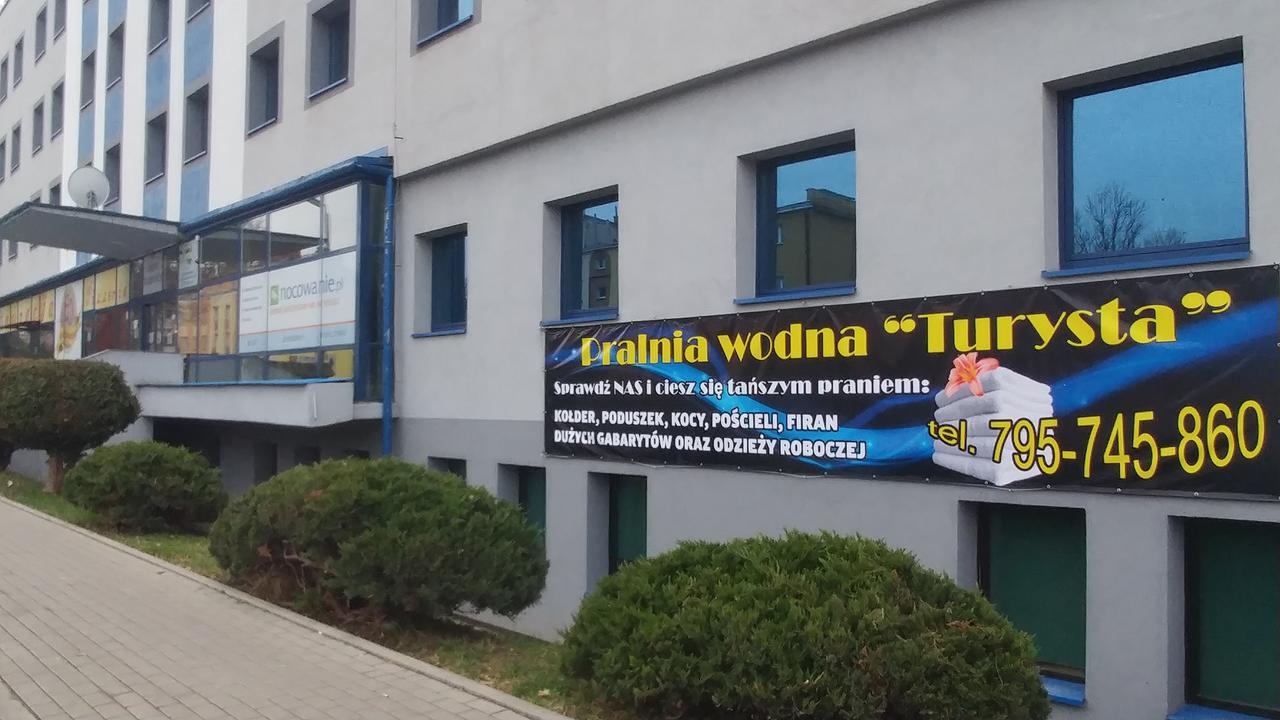 Dom Turysty Sanok Aparthotel Екстериор снимка